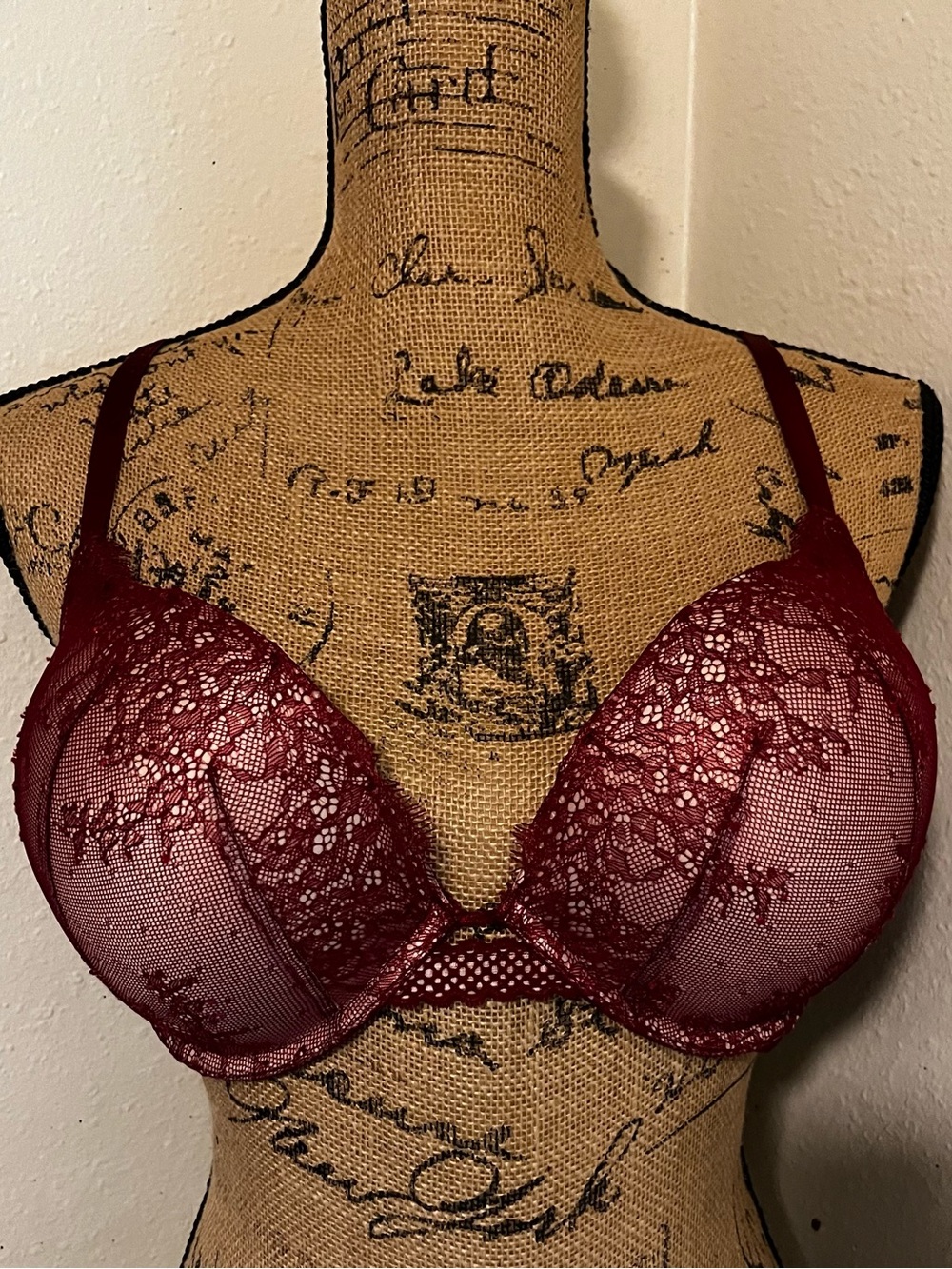 Victoria’s Secret Bombshell Add2sizes Maroon Lace Back Closure Bra